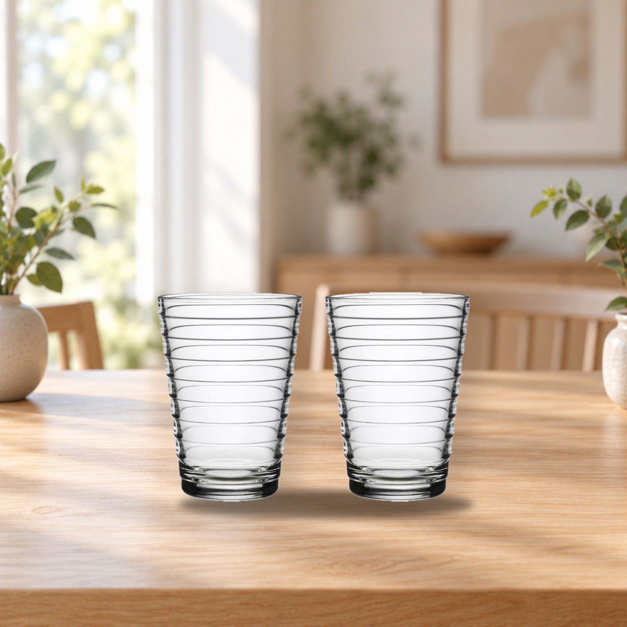 Iittala Aino Aalto Drinking Glass Set 33cl – product photo on a table
