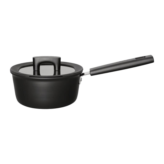 Fiskars 1.8L Hard Face Saucepan with Lid, 18cm – product photo