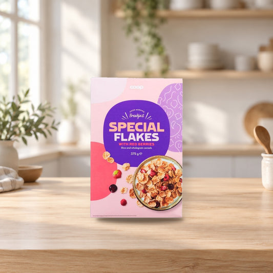 Coop Rice Whole Grain Flakes with Berries 375g – product photo on a table