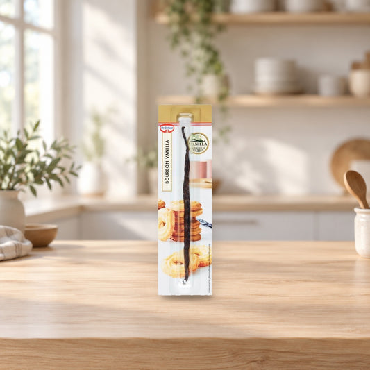 Dr. Oetker Bourbon Vanilla Pod – product photo on a table