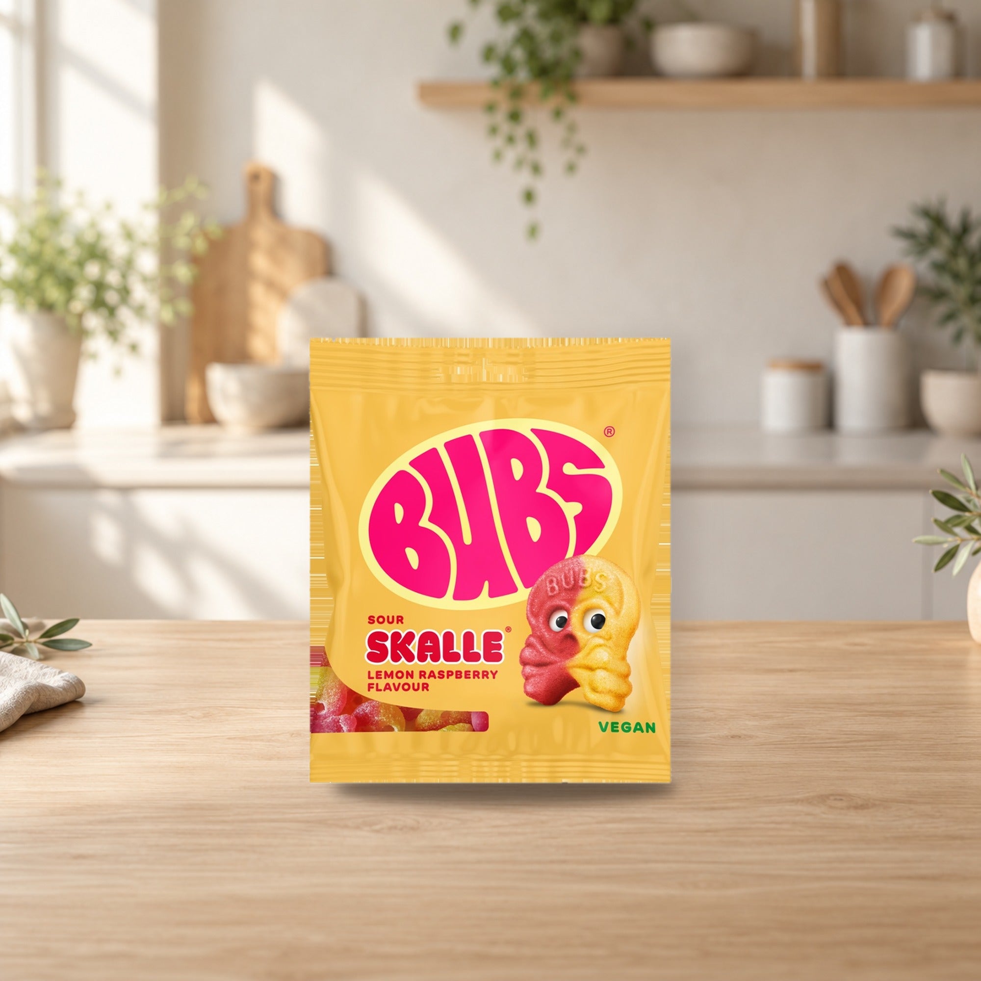 Bubs Skalle Lemon Raspberry Sour Candy 155g – product photo on a table