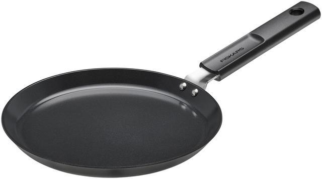 Fiskars Hard Face omelette pan 22 cm | Soposopo